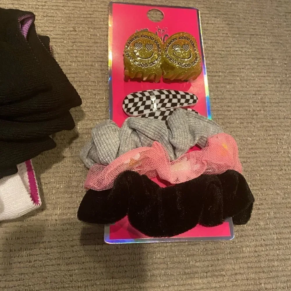 Girl’s Justice Legging outfit ,Pk socks & hair accessories Sz XL NWT